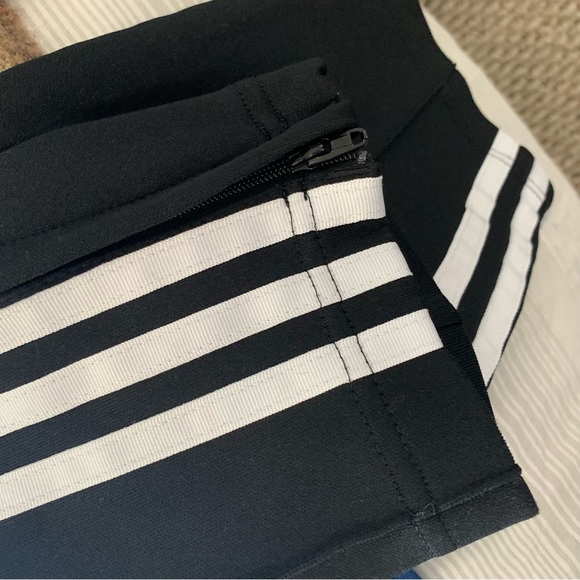 Adidas pants - Picture 5 of 5